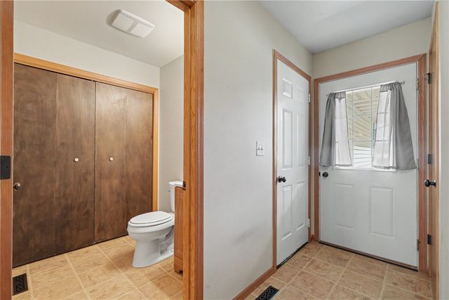 2950 Samuel CT SW C, Cedar Rapids, IA 52404