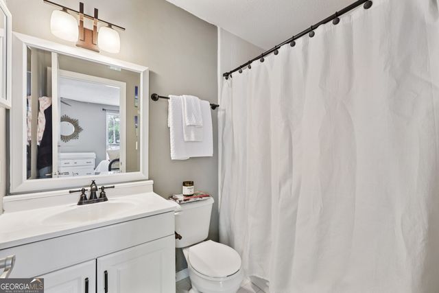 1027 Riverbend Club Drive SE, Atlanta, GA 30339