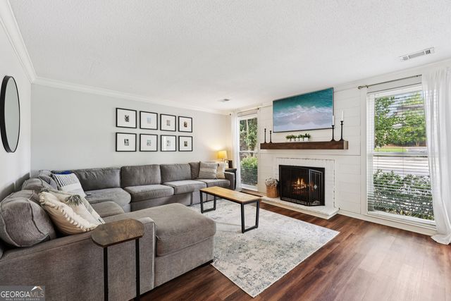 1027 Riverbend Club Drive SE, Atlanta, GA 30339