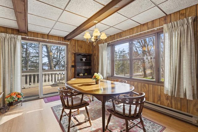 W11056 Lakeview Drive, Merrimac, WI 53561