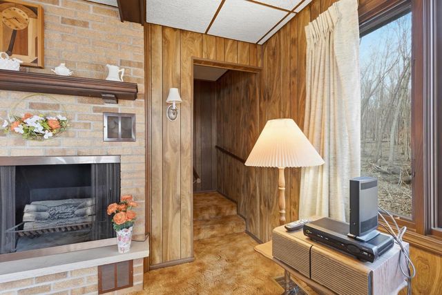 W11056 Lakeview Drive, Merrimac, WI 53561
