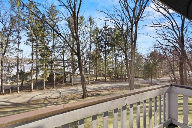 W11056 Lakeview Drive, Merrimac, WI 53561