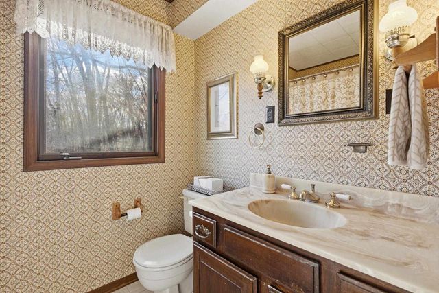 W11056 Lakeview Drive, Merrimac, WI 53561