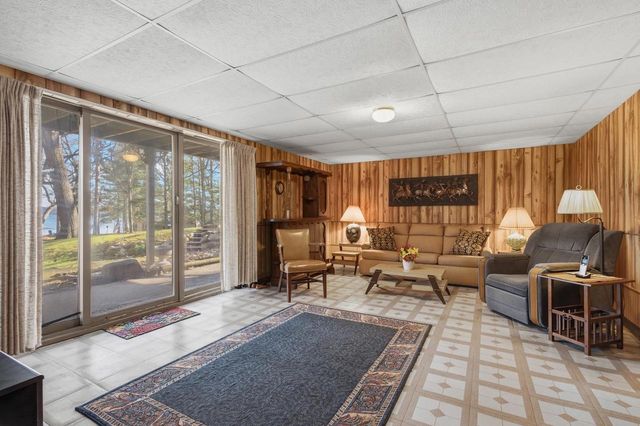 W11056 Lakeview Drive, Merrimac, WI 53561