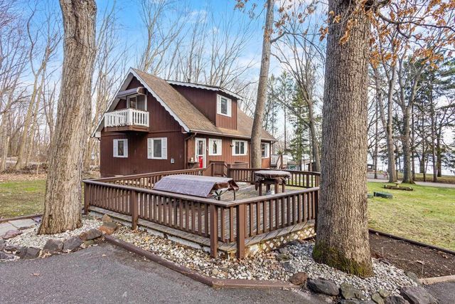 W11056 Lakeview Drive, Merrimac, WI 53561