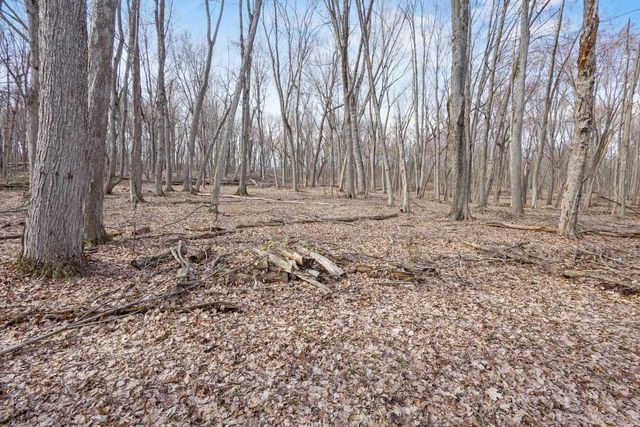 W11056 Lakeview Drive, Merrimac, WI 53561