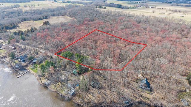 W11056 Lakeview Drive, Merrimac, WI 53561