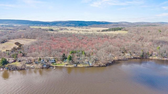 W11056 Lakeview Drive, Merrimac, WI 53561