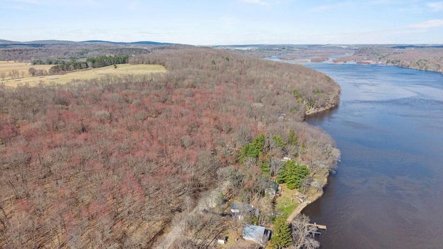 W11056 Lakeview Drive, Merrimac, WI 53561