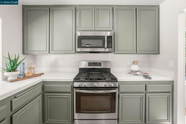 3821 Painted Pony Rd, Richmond, CA 94803