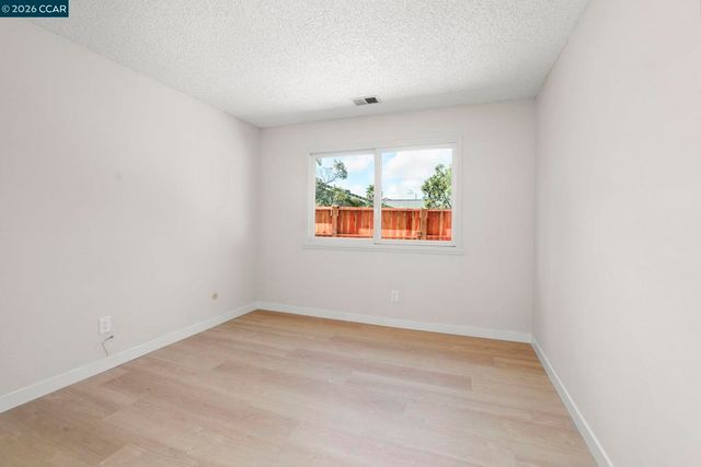 3821 Painted Pony Rd, Richmond, CA 94803