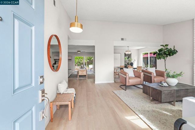 3821 Painted Pony Rd, Richmond, CA 94803