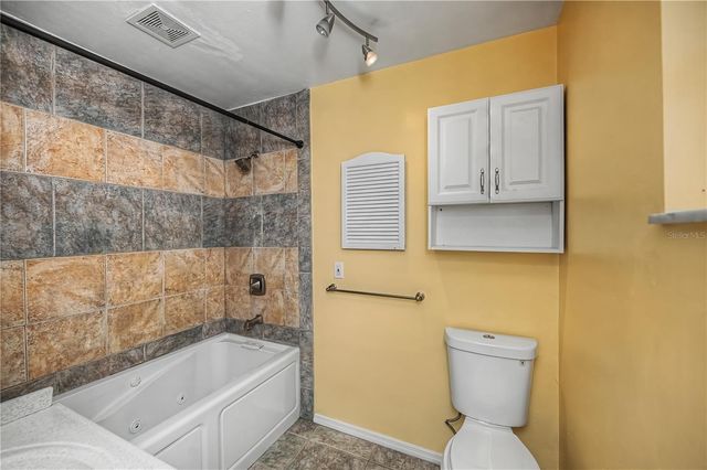 4025 YUCATAN CIRCLE, Port Charlotte, FL 33948