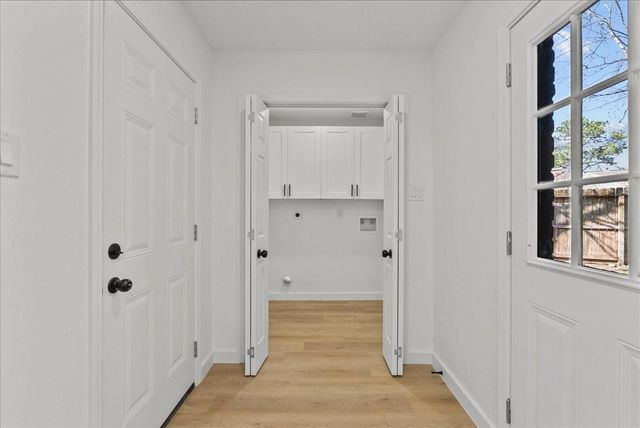 412 Cottonwood Drive, Friendswood, TX 77546