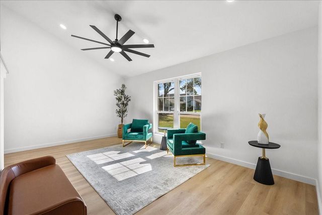 412 Cottonwood Drive, Friendswood, TX 77546