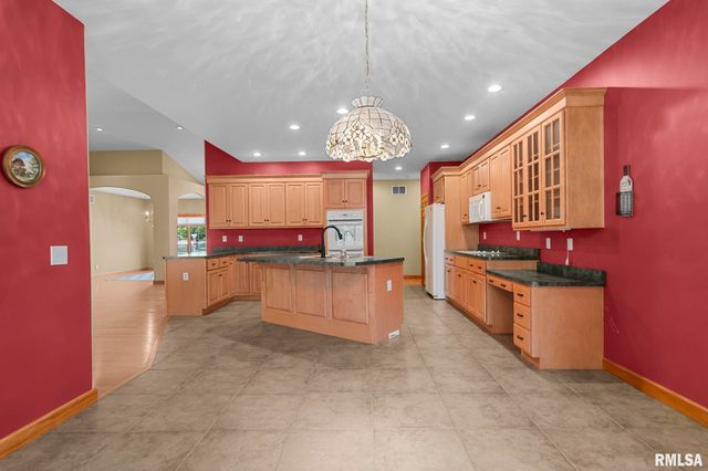 2728 Keats Drive, Springfield, IL 62711