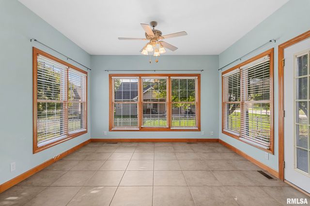 2728 Keats Drive, Springfield, IL 62711