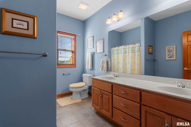 2728 Keats Drive, Springfield, IL 62711