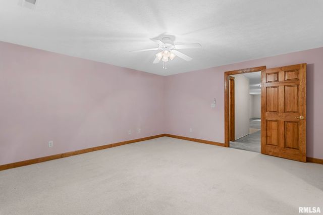 2728 Keats Drive, Springfield, IL 62711