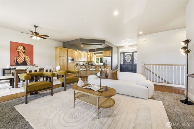 7808 211th Avenue E, Bonney Lake, WA 98391