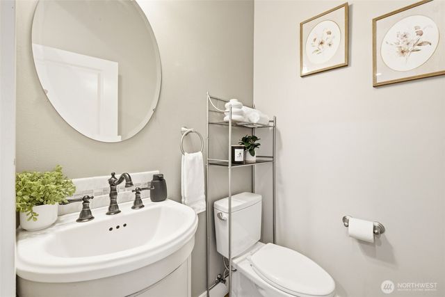 7808 211th Avenue E, Bonney Lake, WA 98391