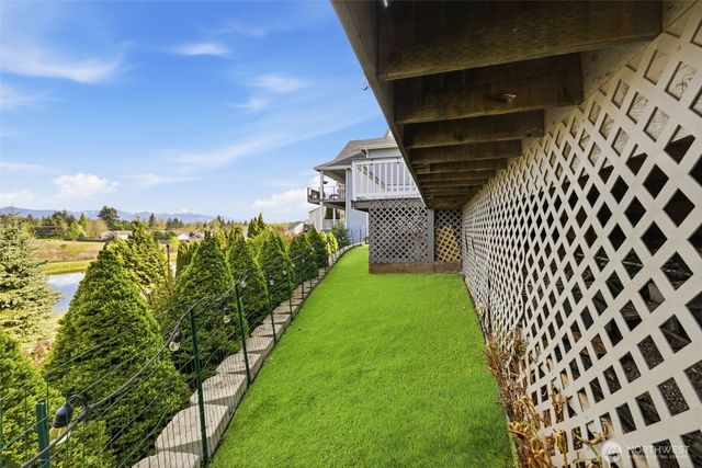 7808 211th Avenue E, Bonney Lake, WA 98391