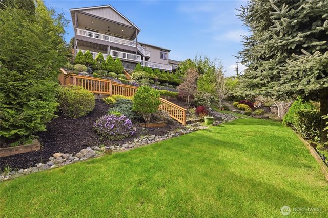 7808 211th Avenue E, Bonney Lake, WA 98391