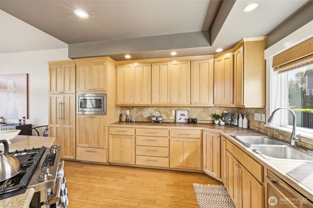 7808 211th Avenue E, Bonney Lake, WA 98391