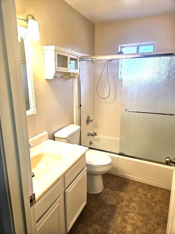 808 Moraga Drive, Mountain View, CA 94041