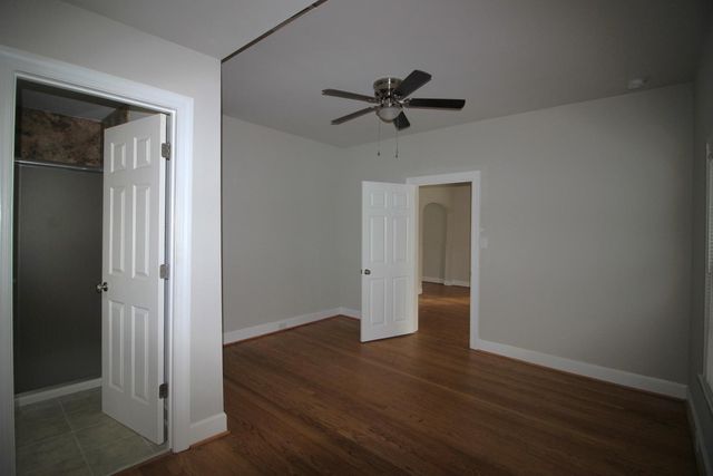 212 N Main Street, Holly Springs, NC 27540