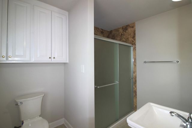 212 N Main Street, Holly Springs, NC 27540