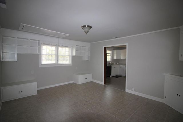 212 N Main Street, Holly Springs, NC 27540