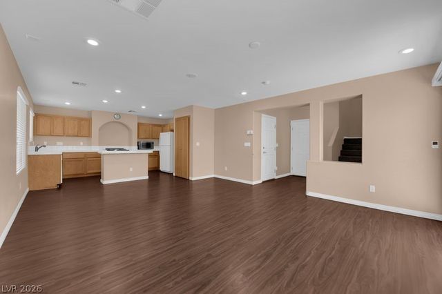 7330 Phlox Road, Las Vegas, NV 89113