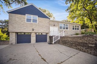 731 56th Street, Des Moines, IA 50312