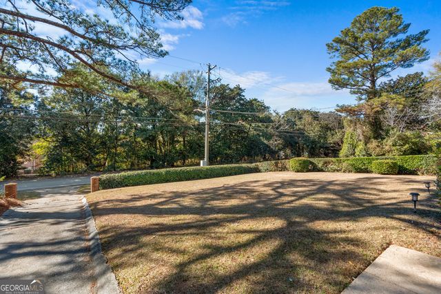 865 Nottingham Drive, Macon, GA 31211