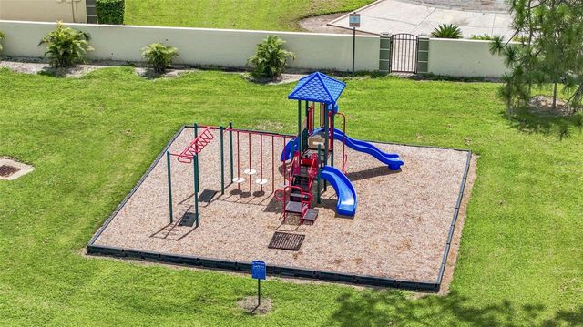 19031 CALLAWAY COURT, Tampa, FL 33647