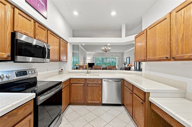 19031 CALLAWAY COURT, Tampa, FL 33647