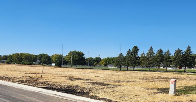 404 3rd Street SE, Hayfield, MN 55940