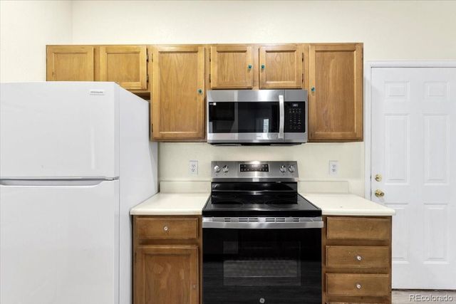13711 E Lehigh Avenue A, Aurora, CO 80014