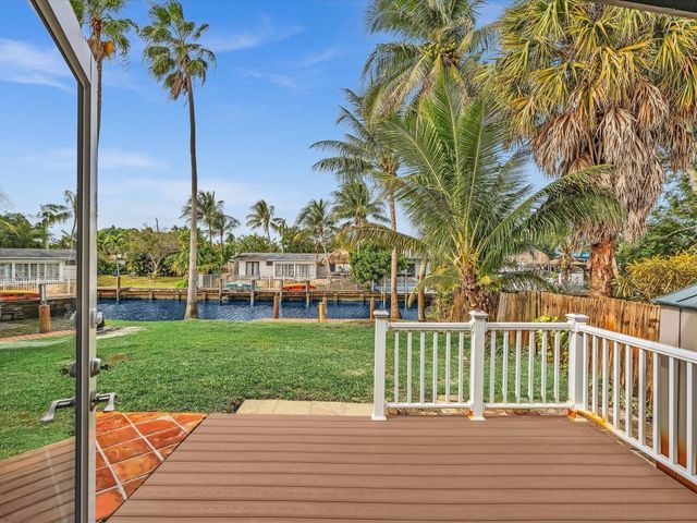 2507 Okeechobee Lane, Fort Lauderdale, FL 33312