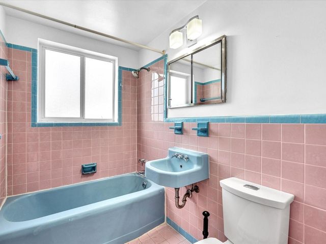 2507 Okeechobee Lane, Fort Lauderdale, FL 33312