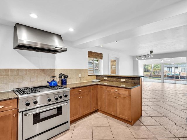 2507 Okeechobee Lane, Fort Lauderdale, FL 33312