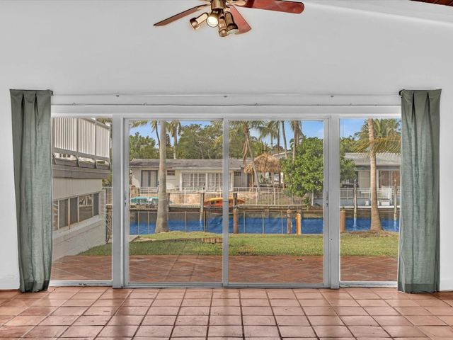 2507 Okeechobee Lane, Fort Lauderdale, FL 33312