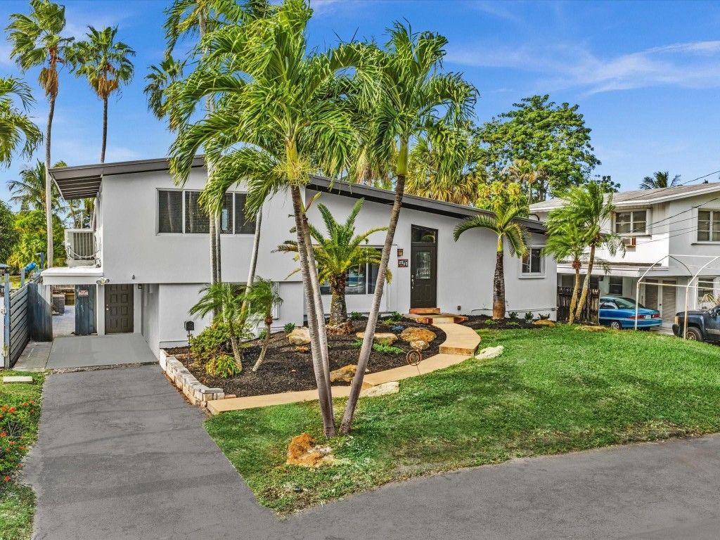 2507 Okeechobee Lane, Fort Lauderdale, FL 33312