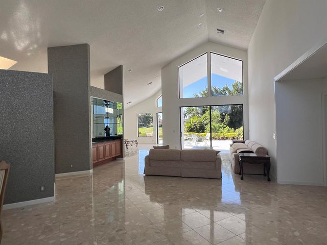 11528 Victoria Drive, Boynton Beach, FL 33437