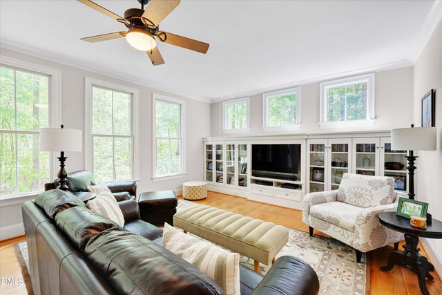 105 Hansen Creek Road, Chapel Hill, NC 27516