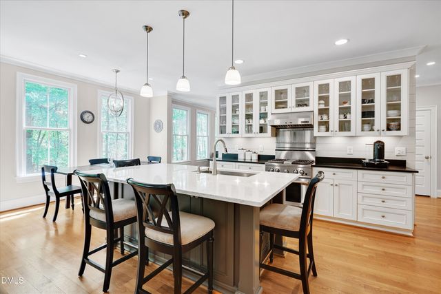 105 Hansen Creek Road, Chapel Hill, NC 27516