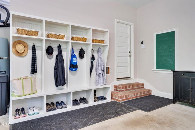 105 Hansen Creek Road, Chapel Hill, NC 27516