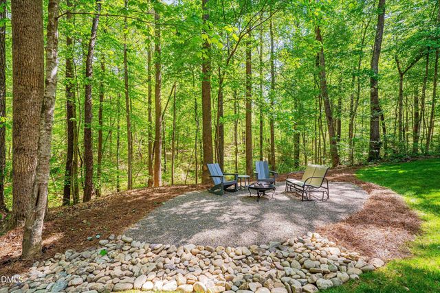 105 Hansen Creek Road, Chapel Hill, NC 27516