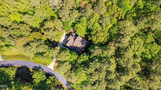 105 Hansen Creek Road, Chapel Hill, NC 27516